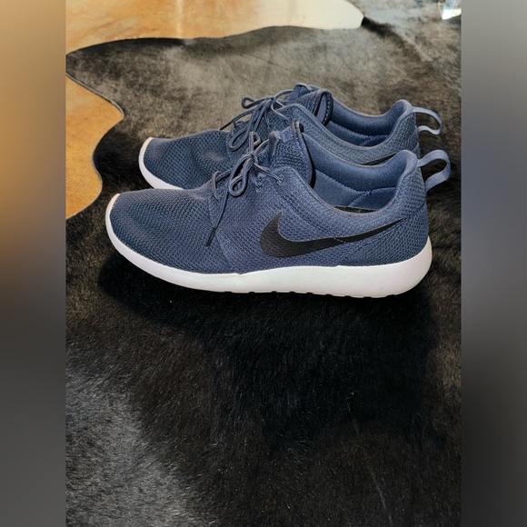 Nike Rosherun Midnight (Navy Black White (sz 10.5) - Picture 3 of 7